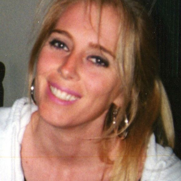 Meet your Posher, Katy - Picture 1 of 1